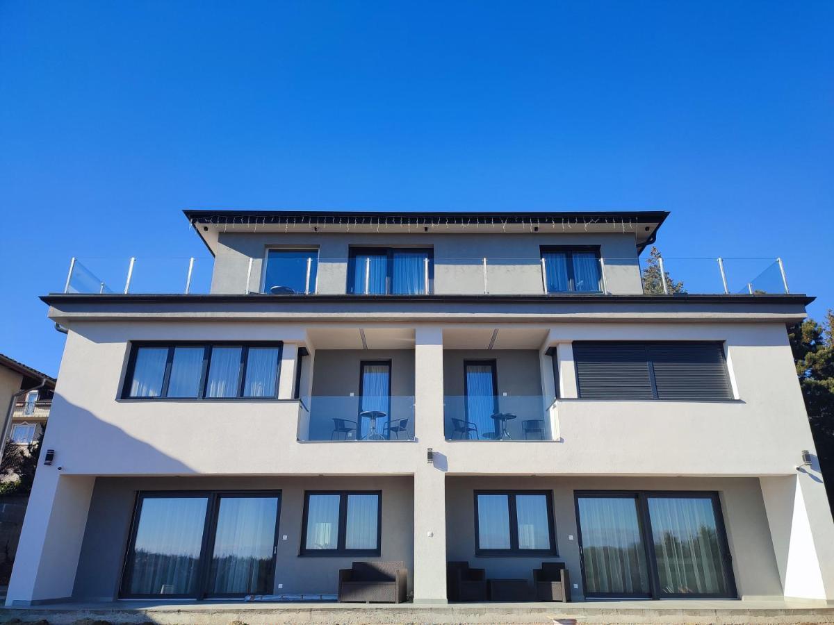 Gamma Apartmanok Es Jakuzzi Miskolc Bagian luar foto